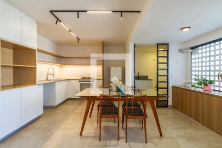 Cozinha de apartamento à venda com 2 quartos, 80m² em Pinheiros, São Paulo