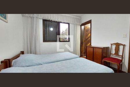 Apartamento à venda com 170m², 3 quartos e 3 vagasQuarto 2 suíte