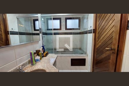 Apartamento à venda com 170m², 3 quartos e 3 vagasBanheiro Quarto 1 suíte