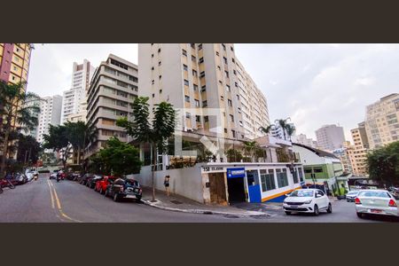 Studio à venda com 30m², 1 quarto e sem vaga Studio à venda com 30m², 1 quarto e sem vagaFachada