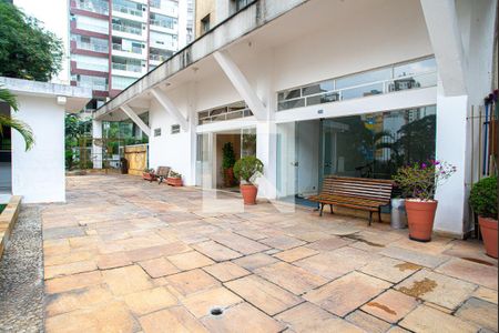 Studio à venda com 30m², 1 quarto e sem vaga Studio à venda com 30m², 1 quarto e sem vagaÁrea comum - Hall de entrada do condomínio