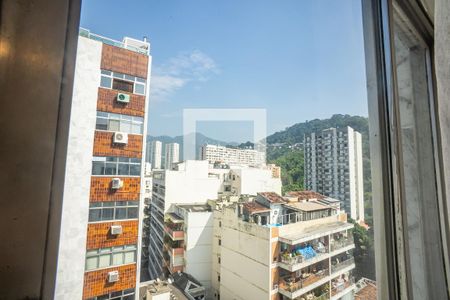 Sala vista da janela de apartamento à venda com 3 quartos, 120m² em Laranjeiras, Rio de Janeiro