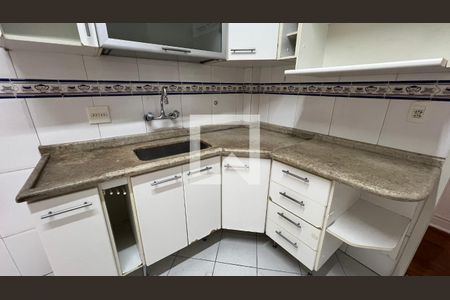 Apartamento à venda com 102m², 2 quartos e 1 vaga Apartamento à venda com 102m², 2 quartos e 1 vagaCozinha