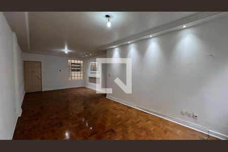 Apartamento à venda com 102m², 2 quartos e 1 vaga Apartamento à venda com 102m², 2 quartos e 1 vagaSala