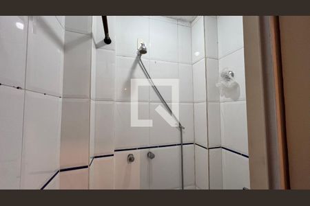 Apartamento à venda com 102m², 2 quartos e 1 vaga Apartamento à venda com 102m², 2 quartos e 1 vagaBanheiro de serviço