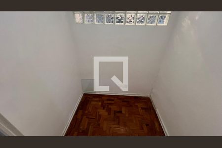 Apartamento à venda com 102m², 2 quartos e 1 vaga Apartamento à venda com 102m², 2 quartos e 1 vagaEscritório