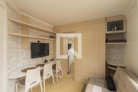 Sala/Cozinha de apartamento para alugar com 1 quarto, 27m² em Bigorrilho, Curitiba