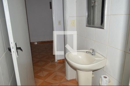 Casa à venda com 70m², 2 quartos e sem vagaBanheiro