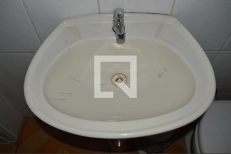 Casa à venda com 70m², 2 quartos e sem vagaBanheiro