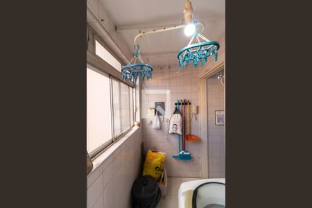 Apartamento à venda com 70m², 2 quartos e 1 vagaÁrea de Serviço