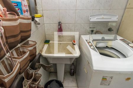 Apartamento à venda com 65m², 2 quartos e sem vaga Apartamento à venda com 65m², 2 quartos e sem vagaÁrea de Serviço