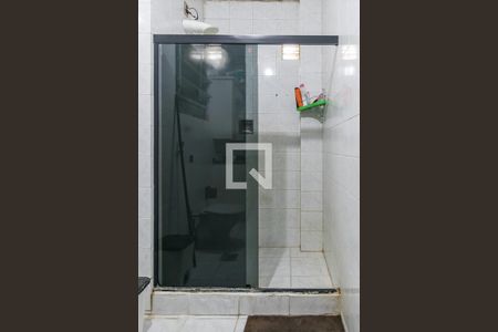 Apartamento à venda com 65m², 2 quartos e sem vaga Apartamento à venda com 65m², 2 quartos e sem vagaBanheiro