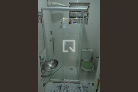 Banheiro de casa à venda com 2 quartos, 72m² em Curicica, Rio de Janeiro