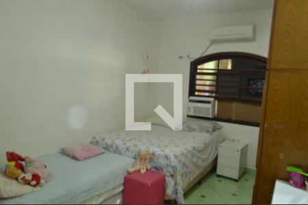 Quarto  de casa à venda com 2 quartos, 72m² em Curicica, Rio de Janeiro