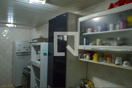 Casa à venda com 72m², 2 quartos e 2 vagasCozinha 