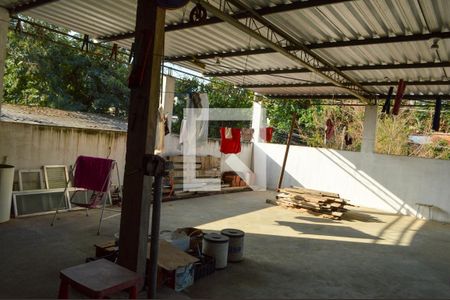 Casa à venda com 72m², 2 quartos e 2 vagasTerraço 