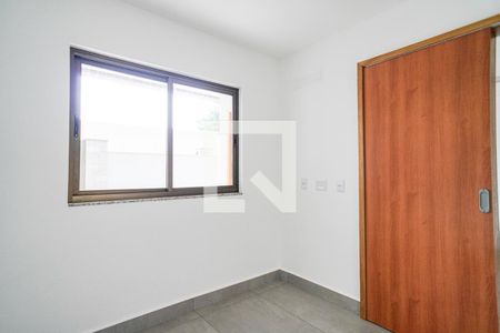 Quarto 1 de casa de condomínio à venda com 3 quartos, 110m² em Fonseca, Niterói