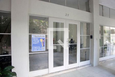 Apartamento à venda com 105m², 2 quartos e sem vagaPlaquinha