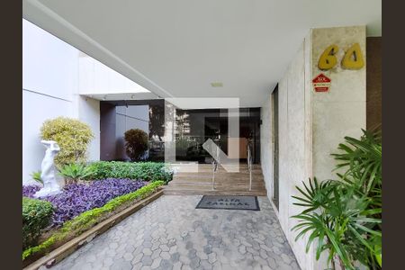 Apartamento à venda com 279m², 4 quartos e 2 vagasFachada e portaria