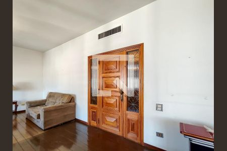 Entrada de apartamento à venda com 4 quartos, 279m² em Tijuca, Rio de Janeiro