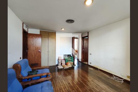 Apartamento à venda com 279m², 4 quartos e 2 vagasSala de TV