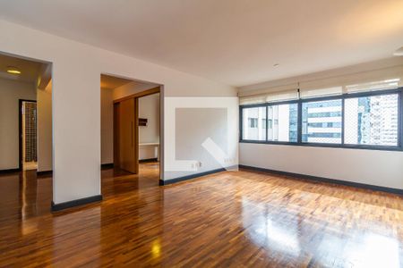 Sala de apartamento para alugar com 2 quartos, 110m² em Cerqueira César, São Paulo