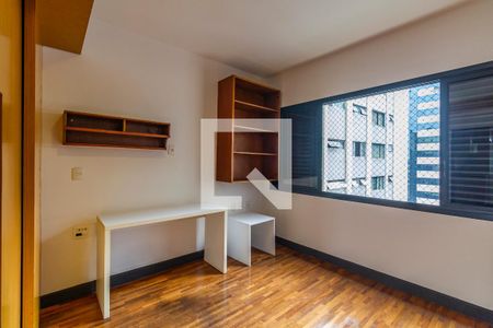 Sala de apartamento à venda com 2 quartos, 110m² em Cerqueira César, São Paulo