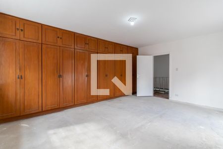 Quarto 1 de casa para alugar com 3 quartos, 150m² em Vila Basileia, São Paulo