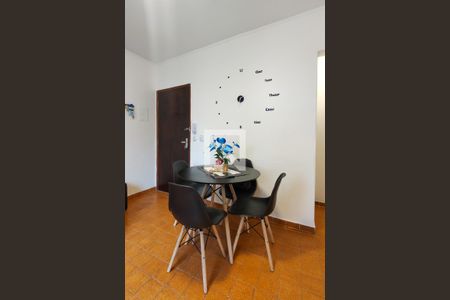 Sala de apartamento para alugar com 1 quarto, 56m² em Vila Tupi, Praia Grande