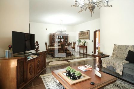 Sala de casa à venda com 4 quartos, 235m² em Vila Talarico, São Paulo