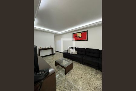 Foto 02 de casa à venda com 3 quartos, 180m² em Vila Regente Feijó, São Paulo