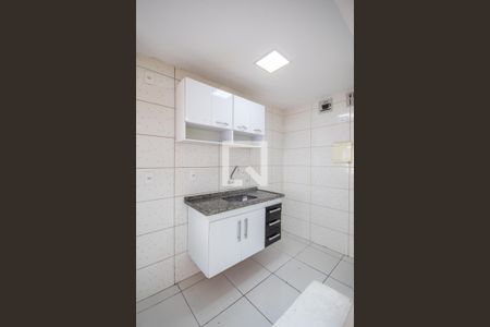 Apartamento para alugar com 49m², 2 quartos e 1 vaga Apartamento para alugar com 49m², 2 quartos e 1 vagaCozinha e Área de Serviço