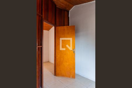 Quarto de casa de condomínio para alugar com 2 quartos, 60m² em São José, Porto Alegre