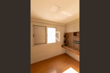 Apartamento à venda com 4 quartos, 120m² em Buritis, Belo Horizonte