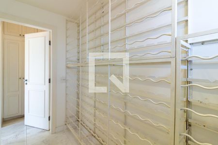 Corredor de apartamento à venda com 2 quartos, 230m² em Paraíso, São Paulo