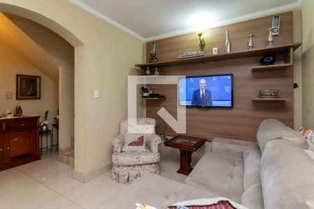Sala de Estar de casa à venda com 5 quartos, 200m² em Conjunto Residencial Santa Terezinha, São Paulo
