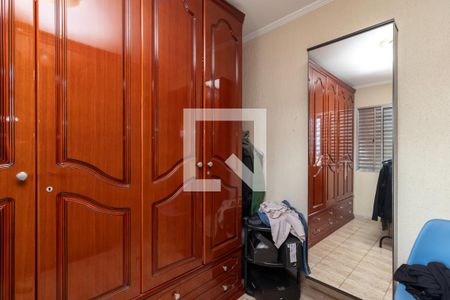 Casa à venda com 200m², 5 quartos e 2 vagasQuarto 4