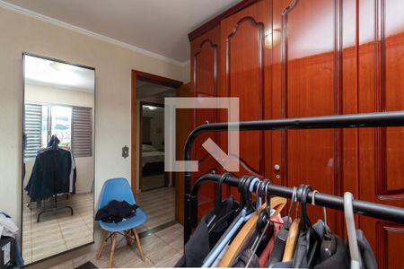 Casa à venda com 200m², 5 quartos e 2 vagasQuarto 4