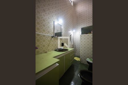 Casa à venda com 123m², 2 quartos e 1 vaga Casa à venda com 123m², 2 quartos e 1 vagaBanheiro