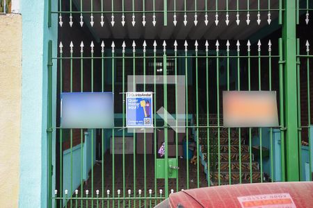 Fachada de casa à venda com 2 quartos, 123m² em Jardim Bom Tempo, Taboão da Serra