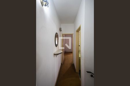 Corredor de casa à venda com 2 quartos, 123m² em Jardim Bom Tempo, Taboão da Serra