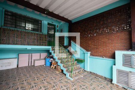 Garagem de casa à venda com 2 quartos, 123m² em Jardim Bom Tempo, Taboão da Serra