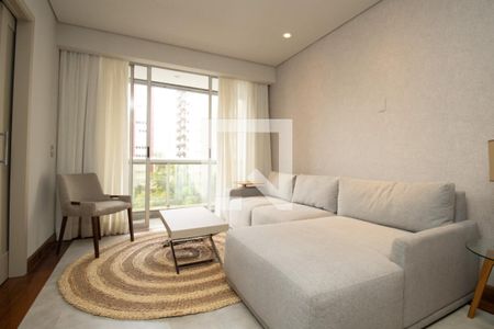 Sala, panorâmica  de apartamento para alugar com 1 quarto, 60m² em Itaim Bibi, São Paulo