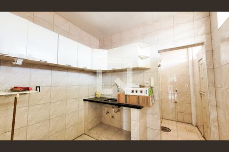Apartamento à venda com 66m², 2 quartos e 2 vagasCozinha