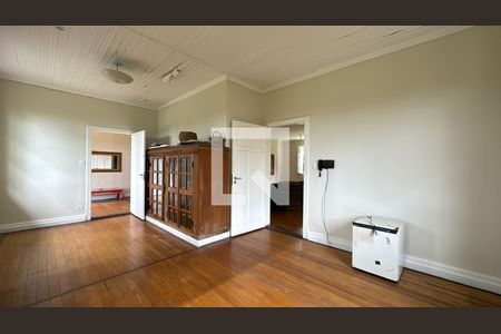 Sala de casa para alugar com 4 quartos, 600m² em Campo Comprido, Curitiba