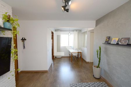 Sala de apartamento para alugar com 2 quartos, 60m² em Jardim Ubirajara (zona Sul), São Paulo