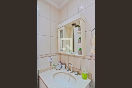 Apartamento à venda com 74m², 3 quartos e 1 vaga Apartamento à venda com 74m², 3 quartos e 1 vagaBanheiro