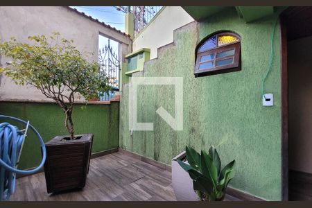 Casa à venda com 170m², 3 quartos e 4 vagas Casa à venda com 170m², 3 quartos e 4 vagasGaragem