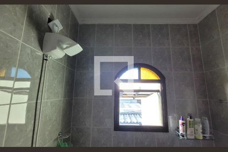 Casa à venda com 170m², 3 quartos e 4 vagas Casa à venda com 170m², 3 quartos e 4 vagasBanheiro