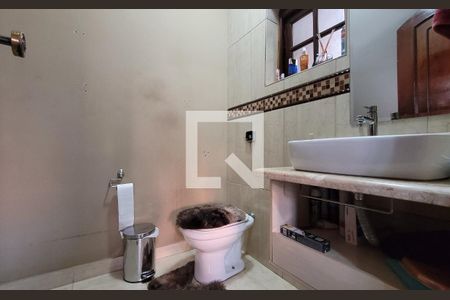 Casa à venda com 170m², 3 quartos e 4 vagas Casa à venda com 170m², 3 quartos e 4 vagasBanheiro 2